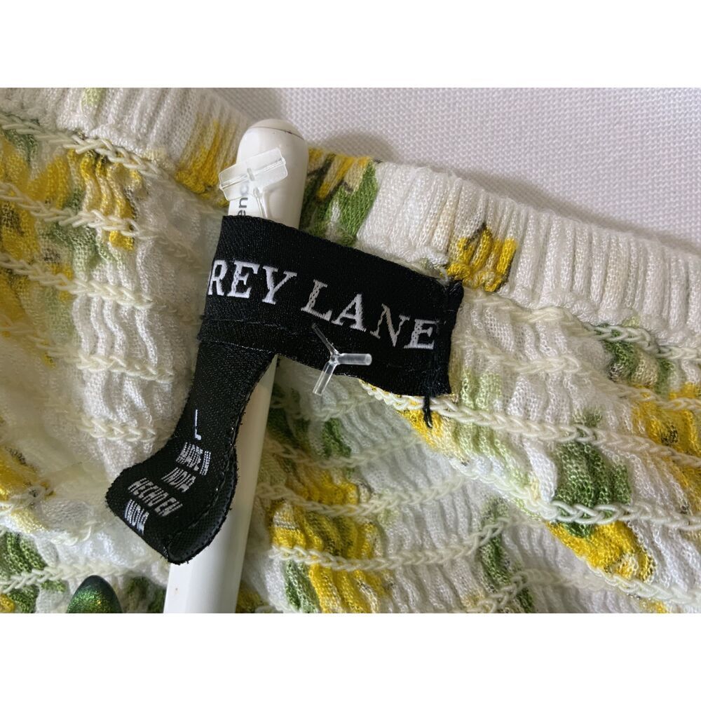 Audrey Lane Yellow Floral‎ Print Sleeveless Ruffled Straps Tank Top Size Large - Picture 13 of 16